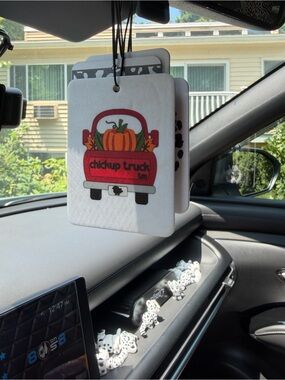 (2) Chickup Truck Pumpkin Truck Car Sealed Air Freshener - NWT 🧡🛻🐥🧡